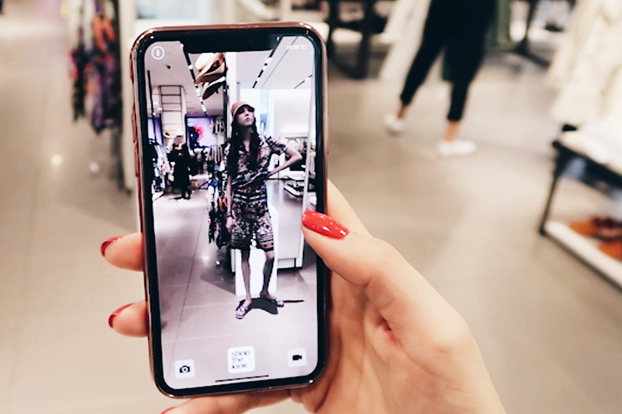Augmented Reality: What It Is and How it Works